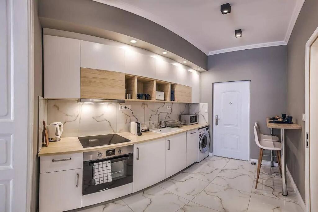 Apartment Luxury For Treasure Seekers