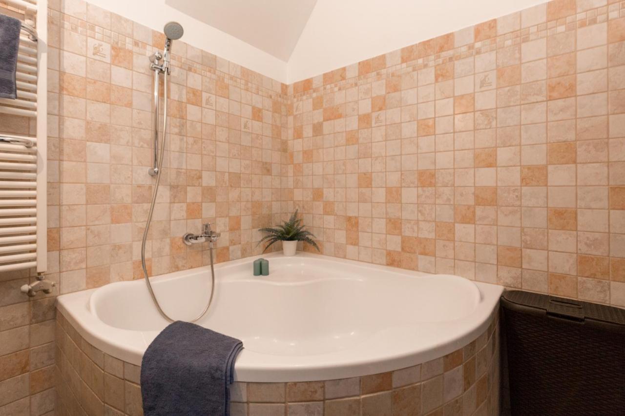 Supercentral Spacious