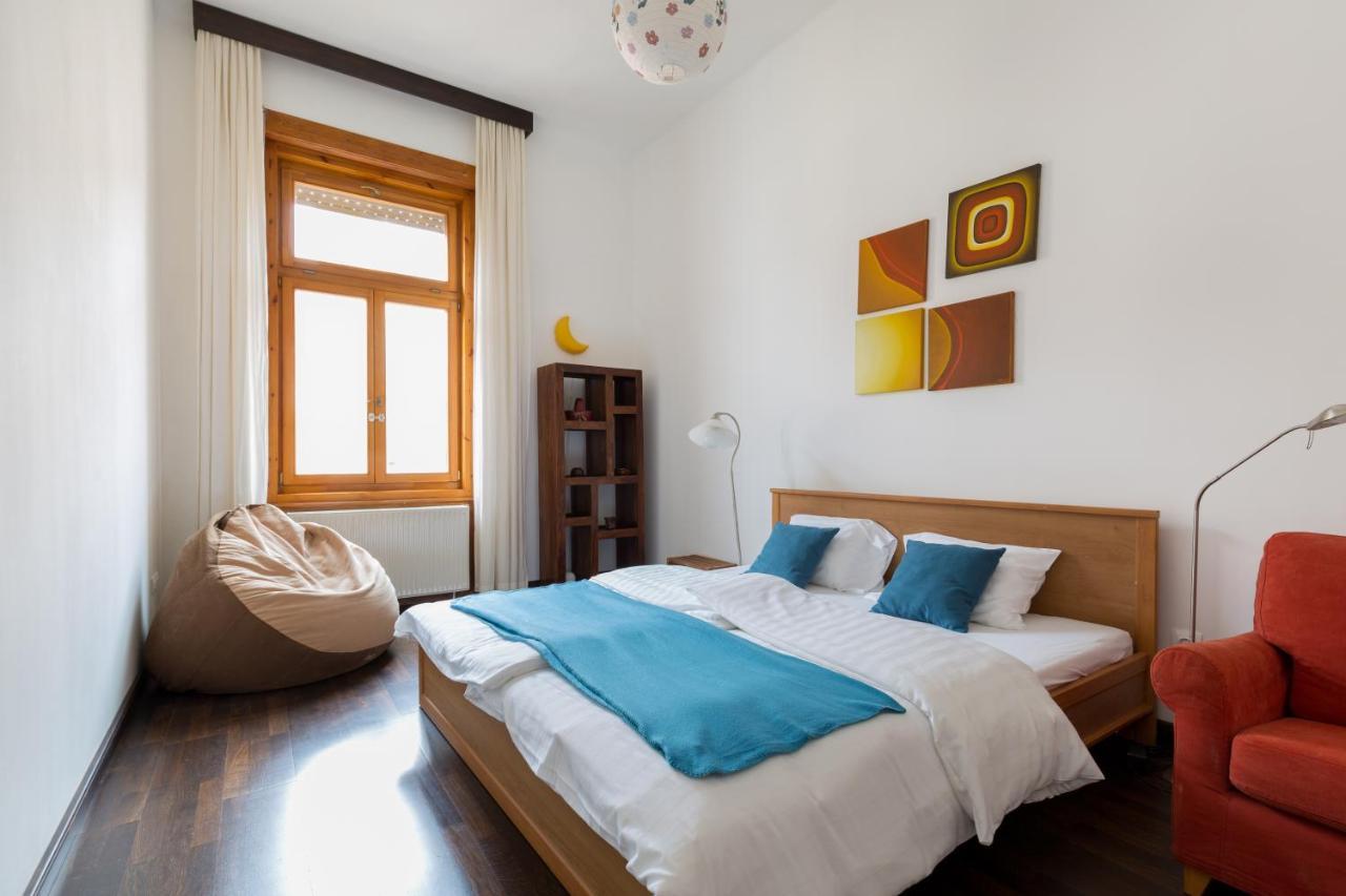 Supercentral Spacious *