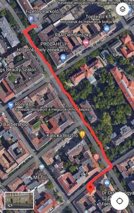 Perfect Location,newly Decorated Modern, Large Place 60 M2, Really Quiet So Have A Good Night Sleep, Ac, Netflix, Smart Tv, High-speed Internet, World Famous New York Cafe Only 10 Minutes Walk * Budapest