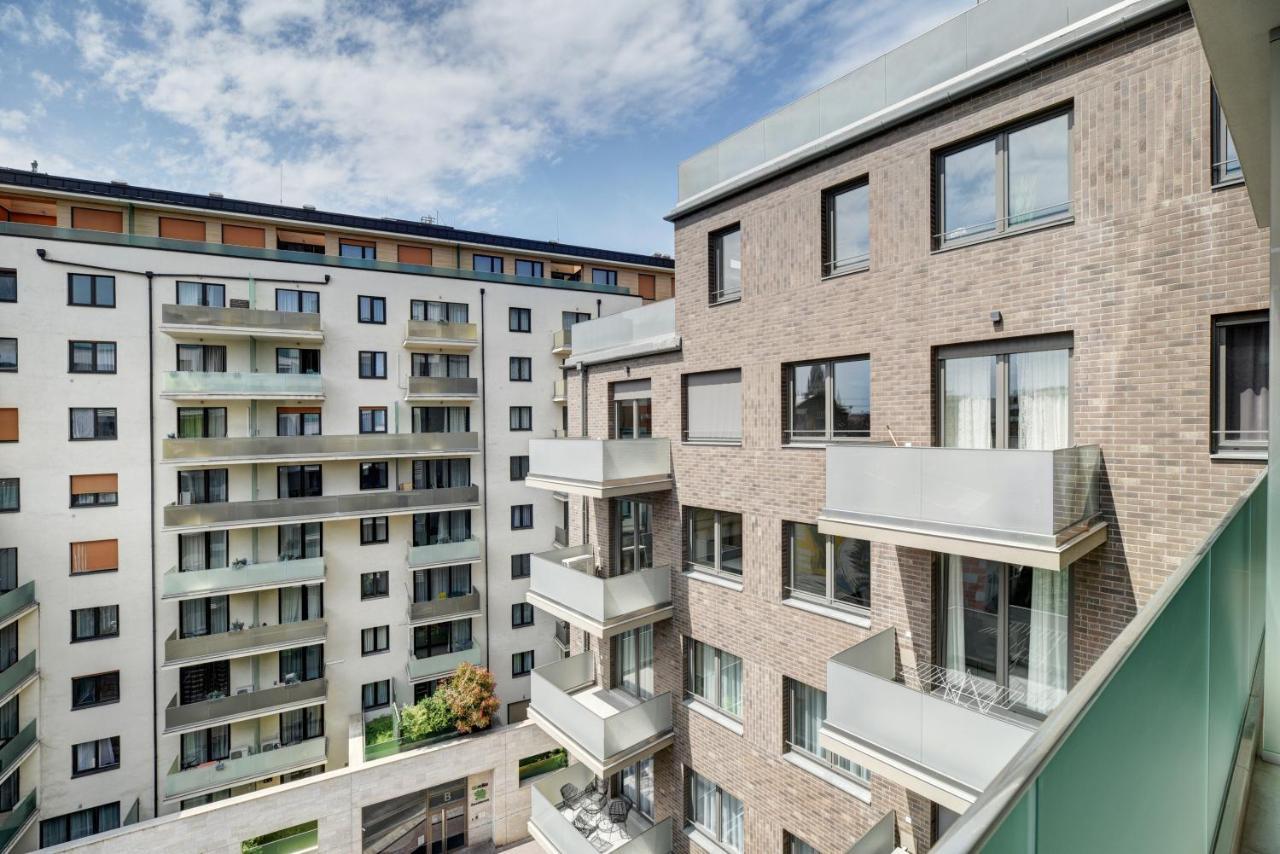 Vision Aparthotel