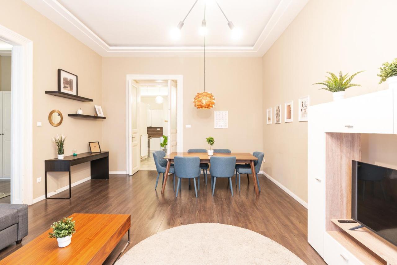 Spacious Luxury At The Heart Of *
