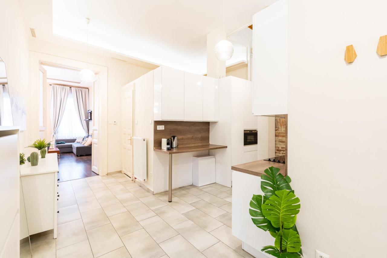 Spacious Luxury At The Heart Of Budapest