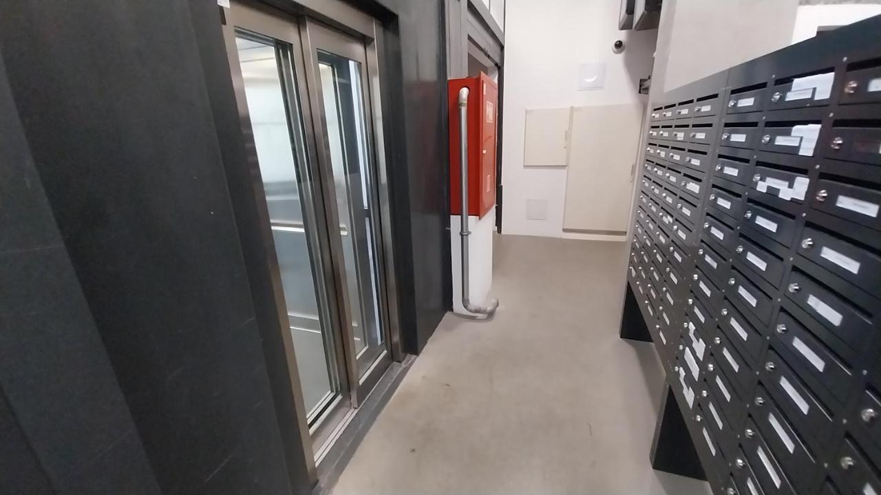 Peaceful Basement With Terrace & Free Gym Apartmán *