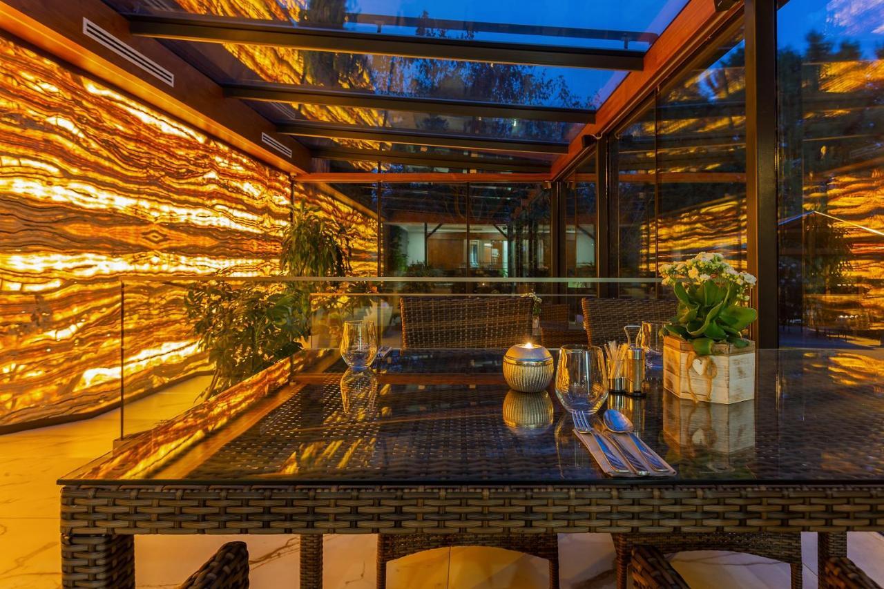 Szonyi Garden Pest 3*
