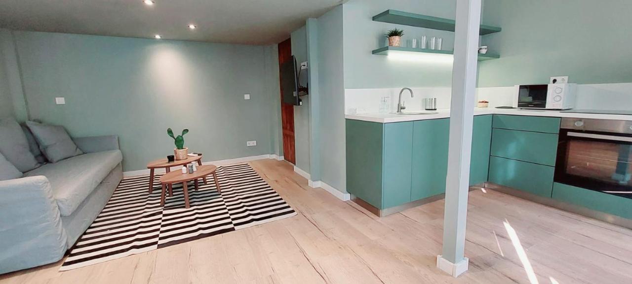 Apartment A+ Downtown Akacfa *