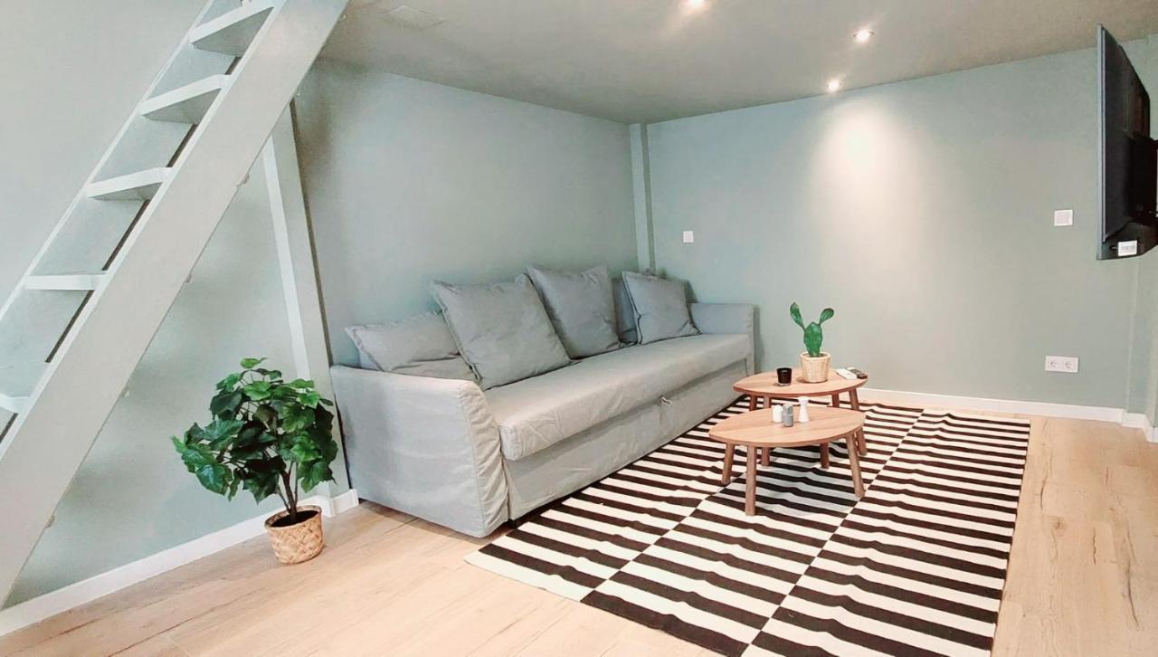 A+ Downtown Akacfa Apartment Budapest