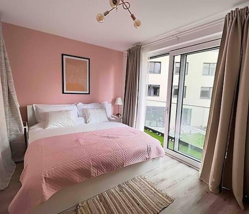 B104 - Liberty Bridge Lovely With Free Parking Apartamento *