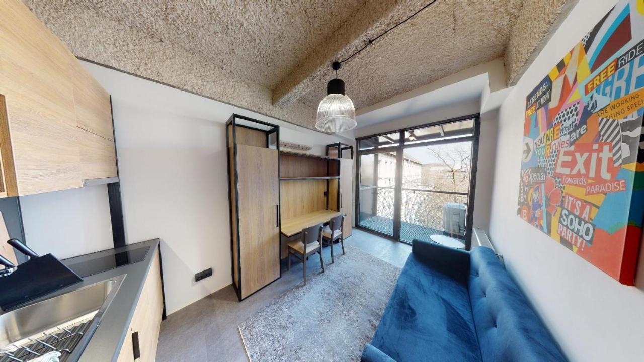 Apartment In 3