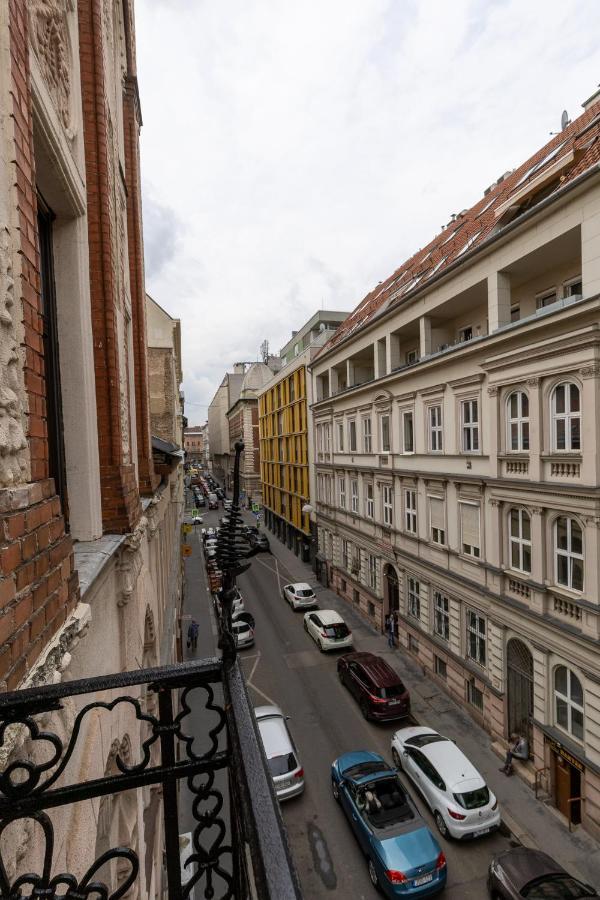 Appartement Csengery Deluxe With Balcony *