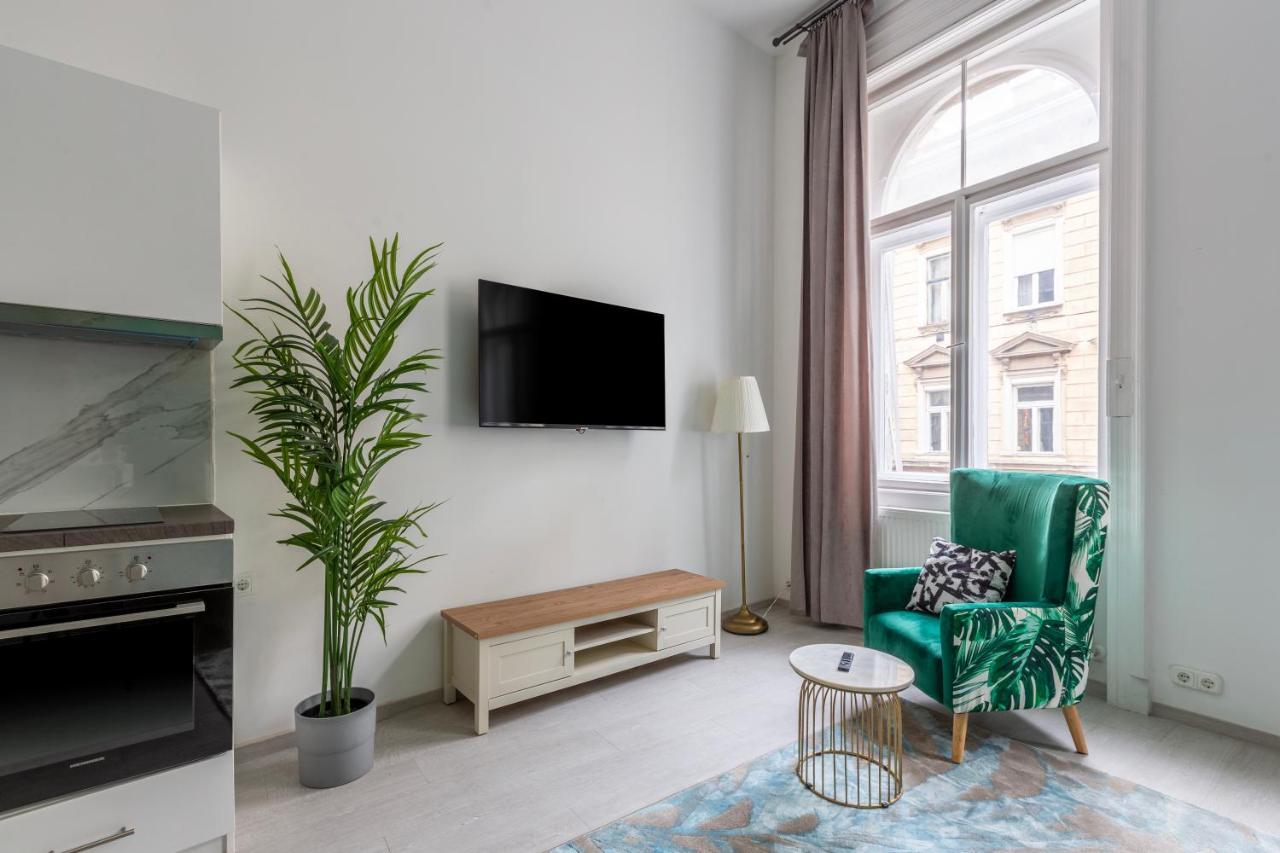 Lh Gallery Budapest