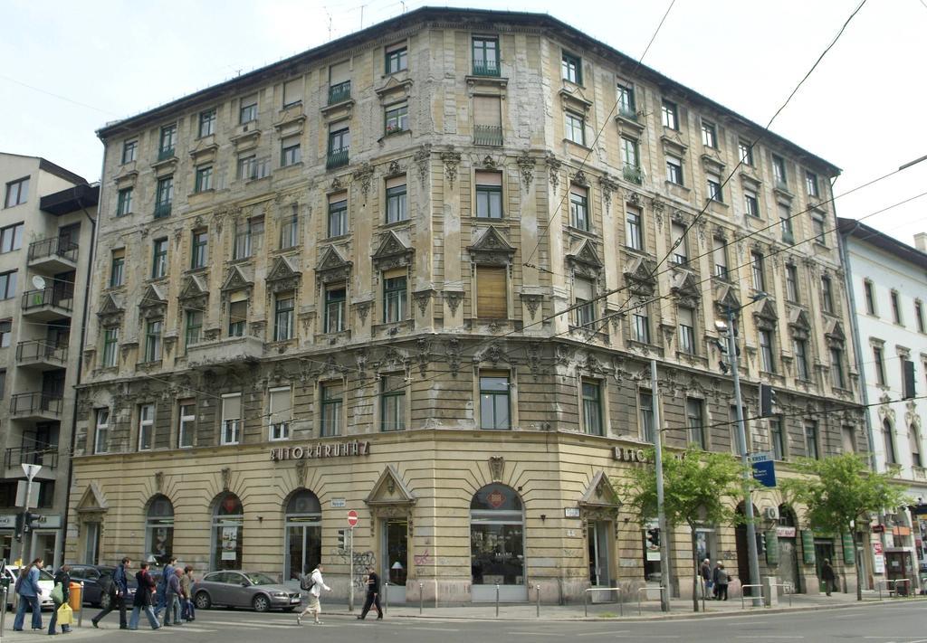 Bpr Center Design Budapest