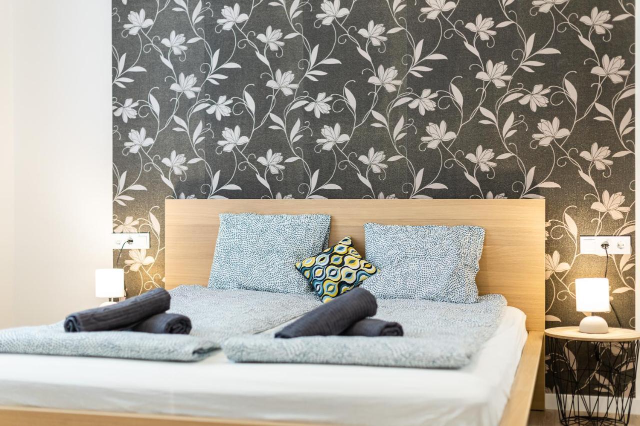 Kmety Deluxe With Sauna Apartamento *