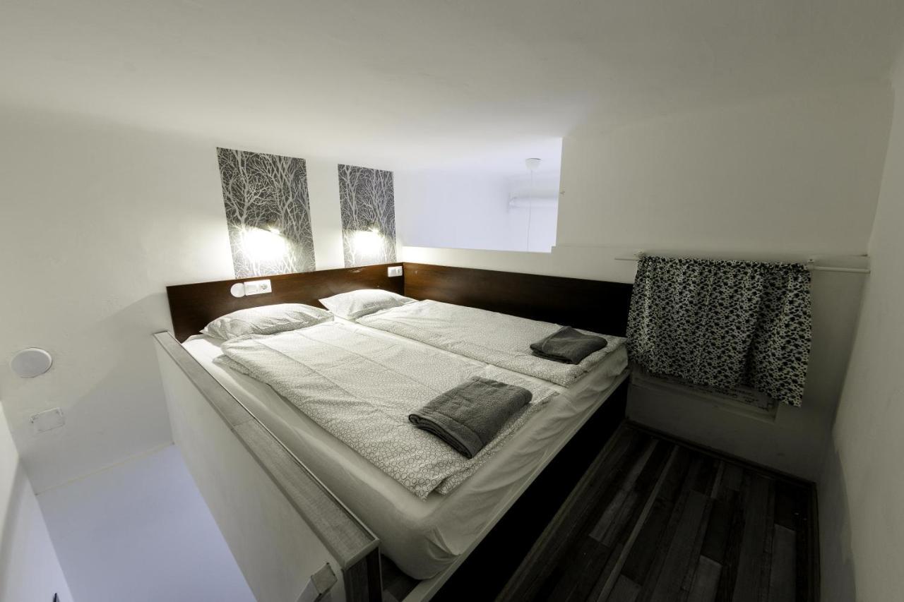 Rio's Stylish Flats * Budapest