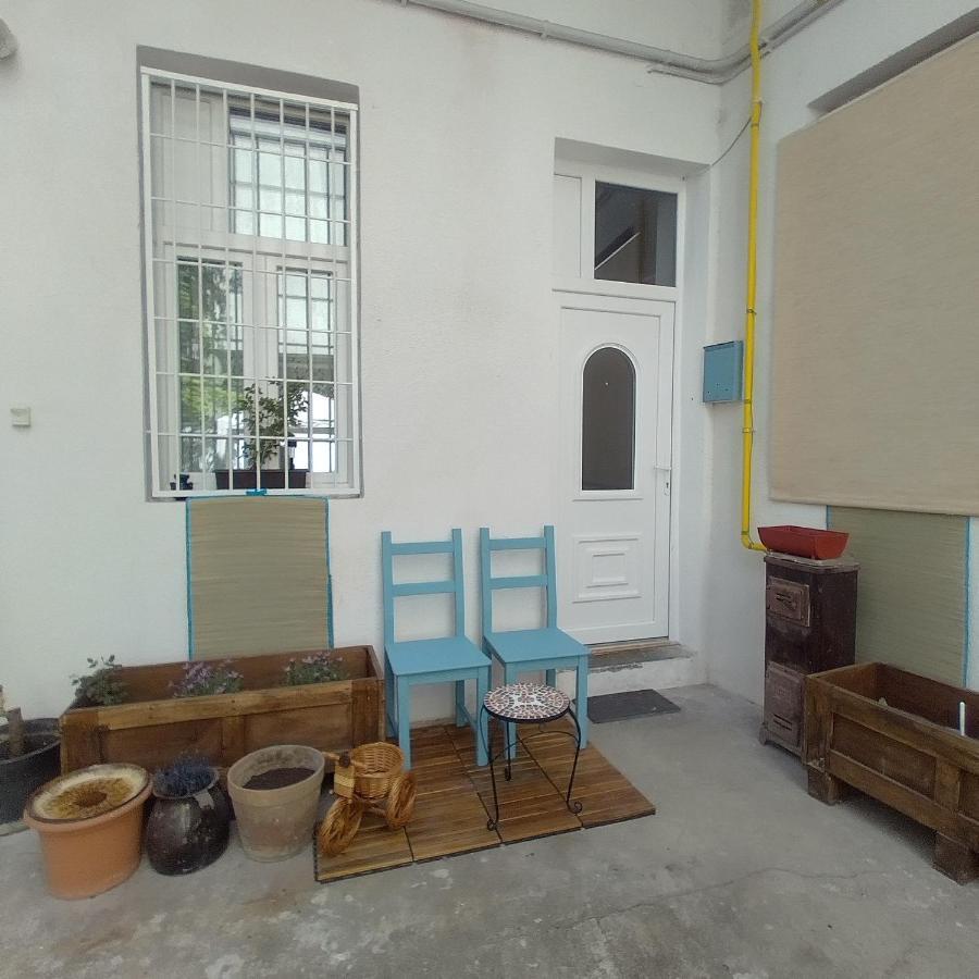 Old Buda Family Appartement