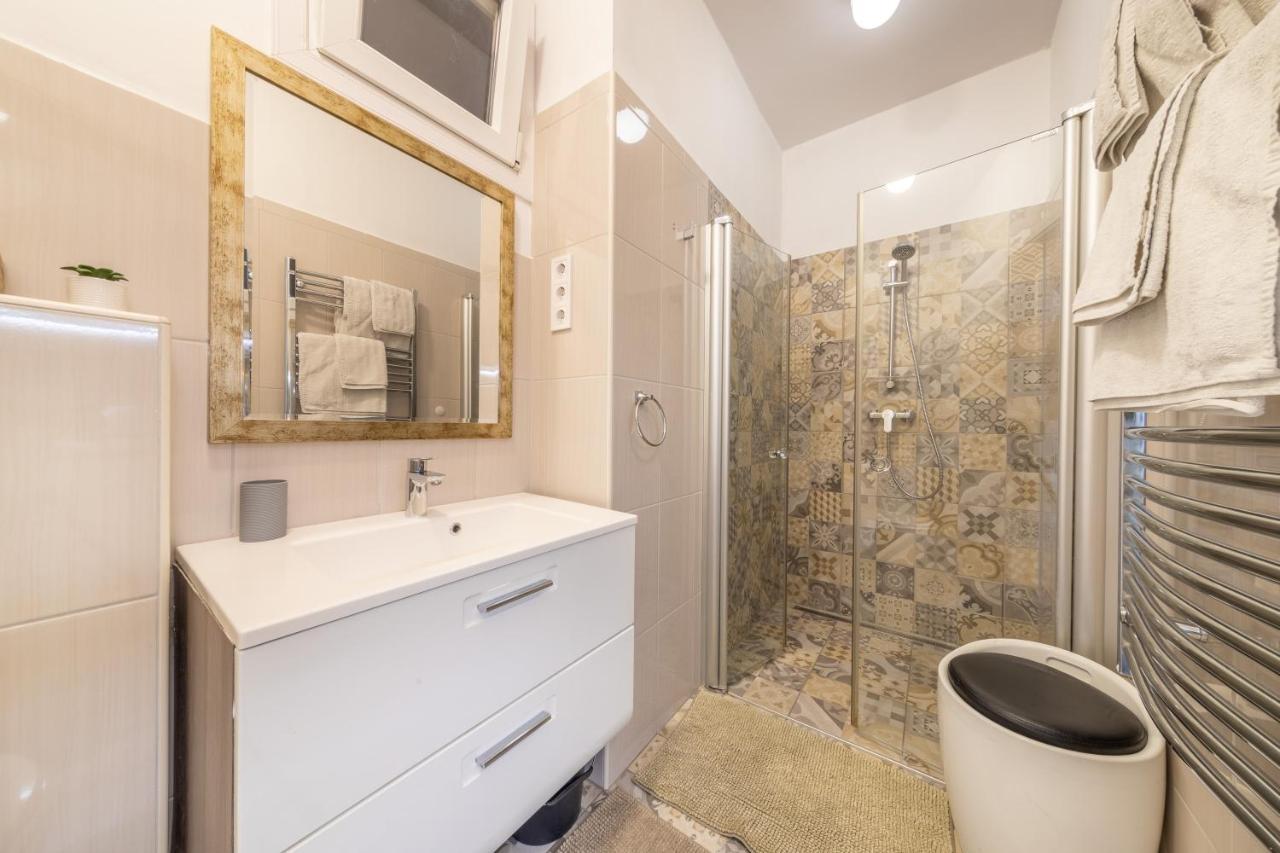 Margit Apartamento *