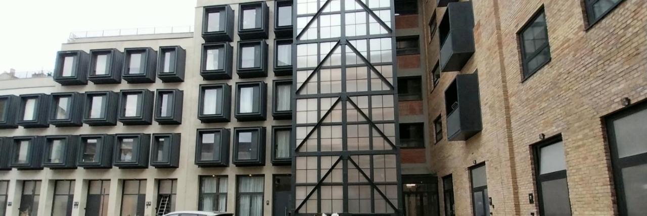 Apartmán Peaceful Basement With Terrace & Free Gym