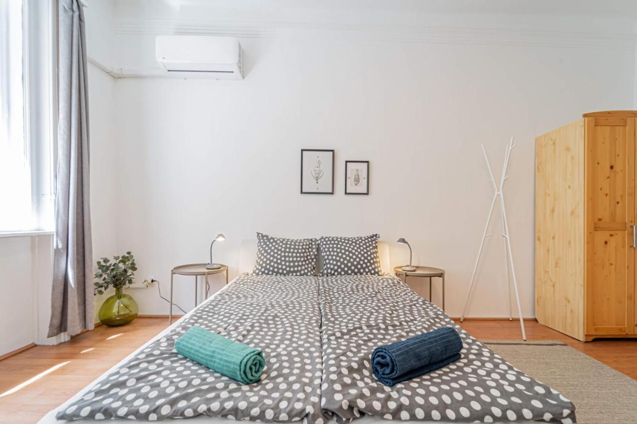 Central&cozy Balcony!3bdr 2bth Lägenhet Budapest