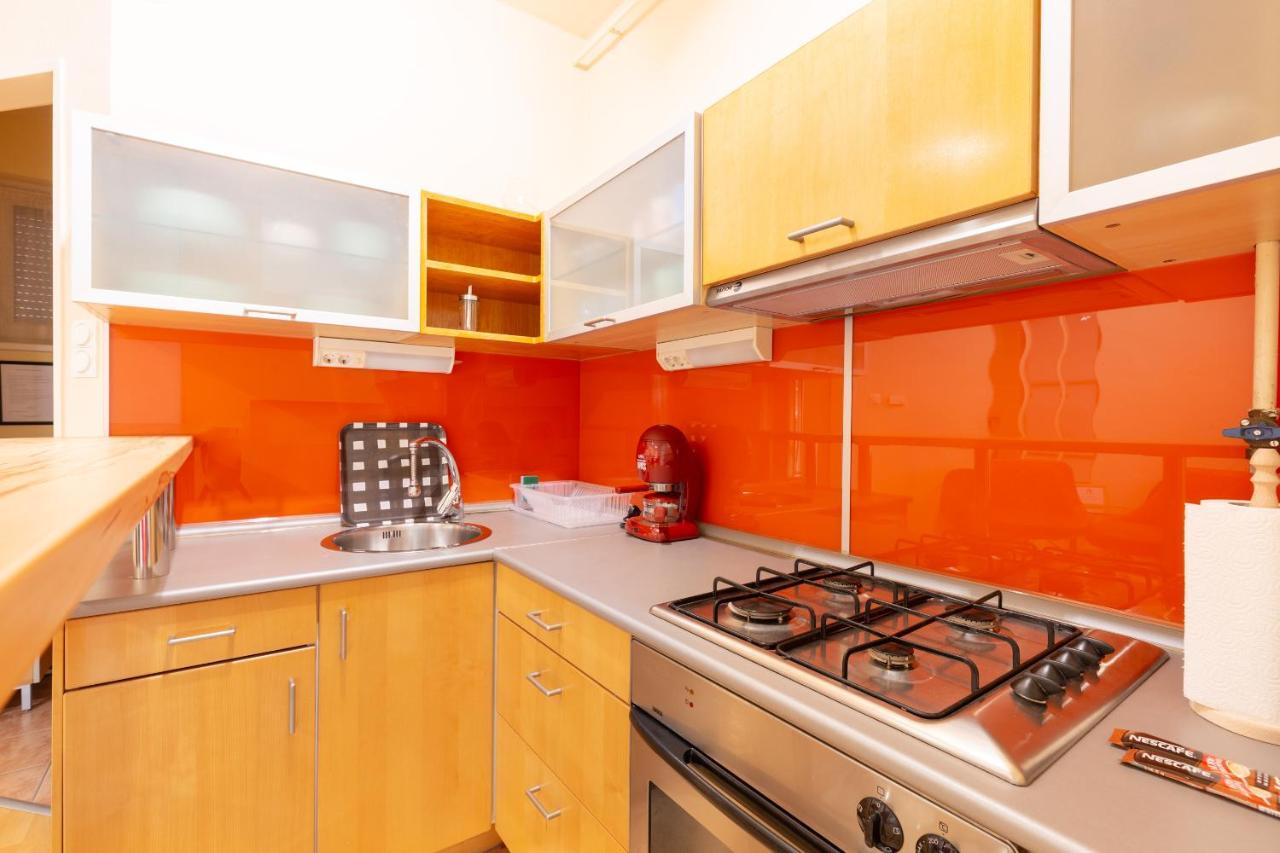 M36 Mester Apartment *