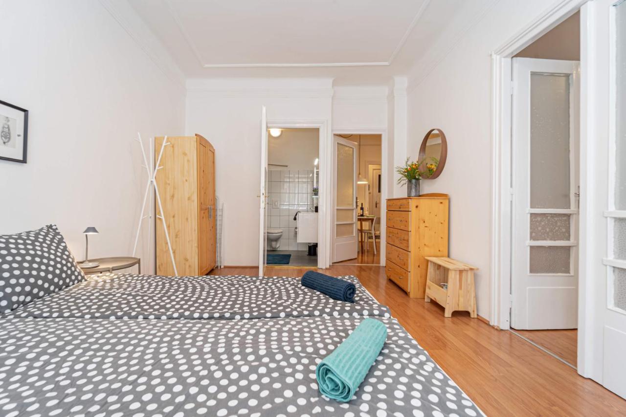 Lägenhet Central&cozy Balcony!3bdr 2bth