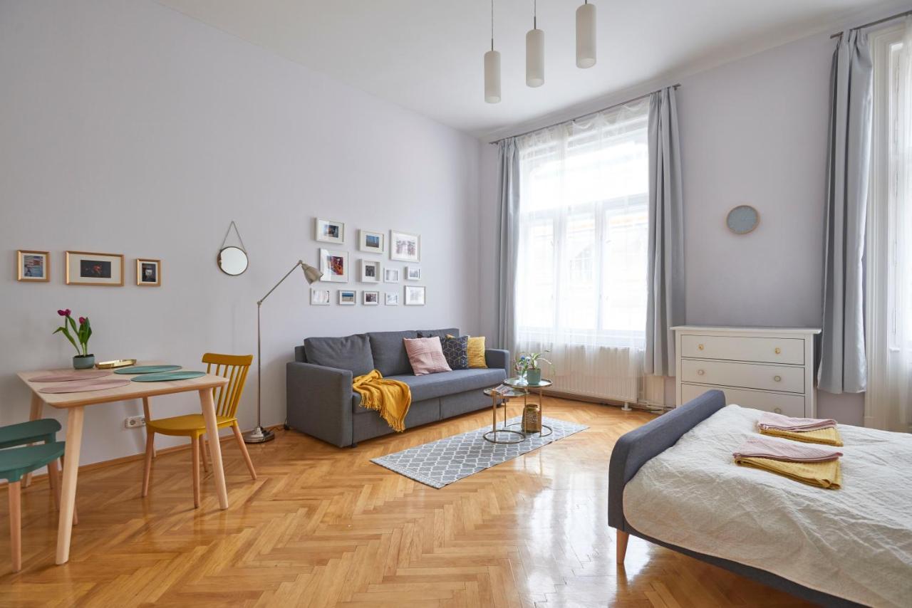 Fresh And Personal Near Buda Castle Budapest