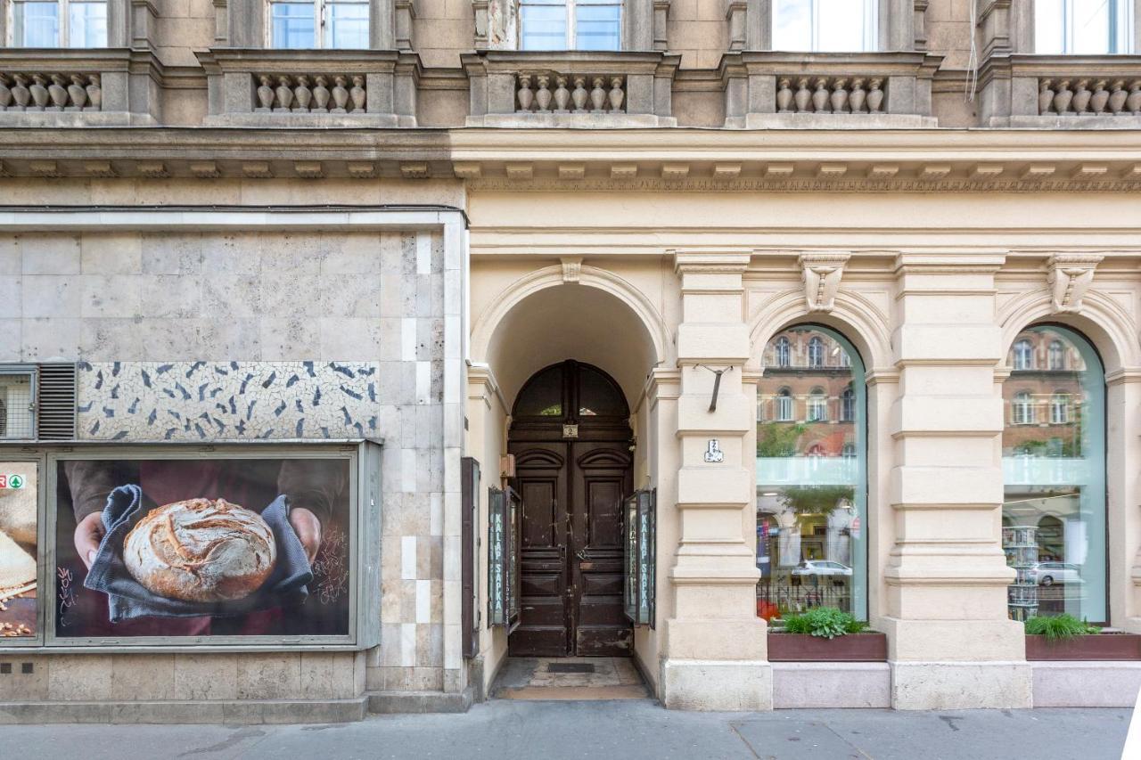 Luxurious Art Deco In The Heart Of * Budapest
