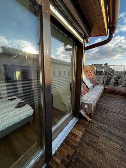 Appartamento Spacious With Shared Jacuzzi/private Terrace Budapest