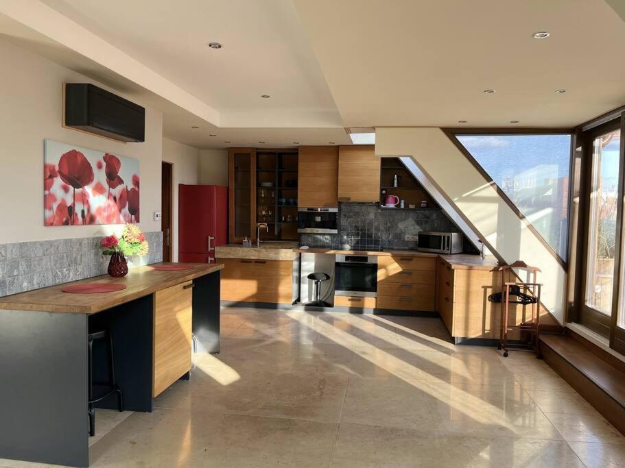Appartamento Spacious With Shared Jacuzzi/private Terrace
