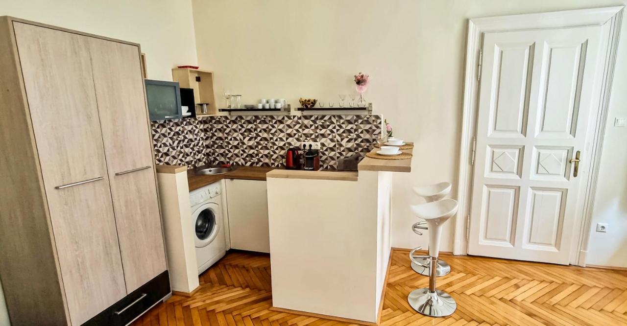 Szondi - Close To The Zoo Apartment