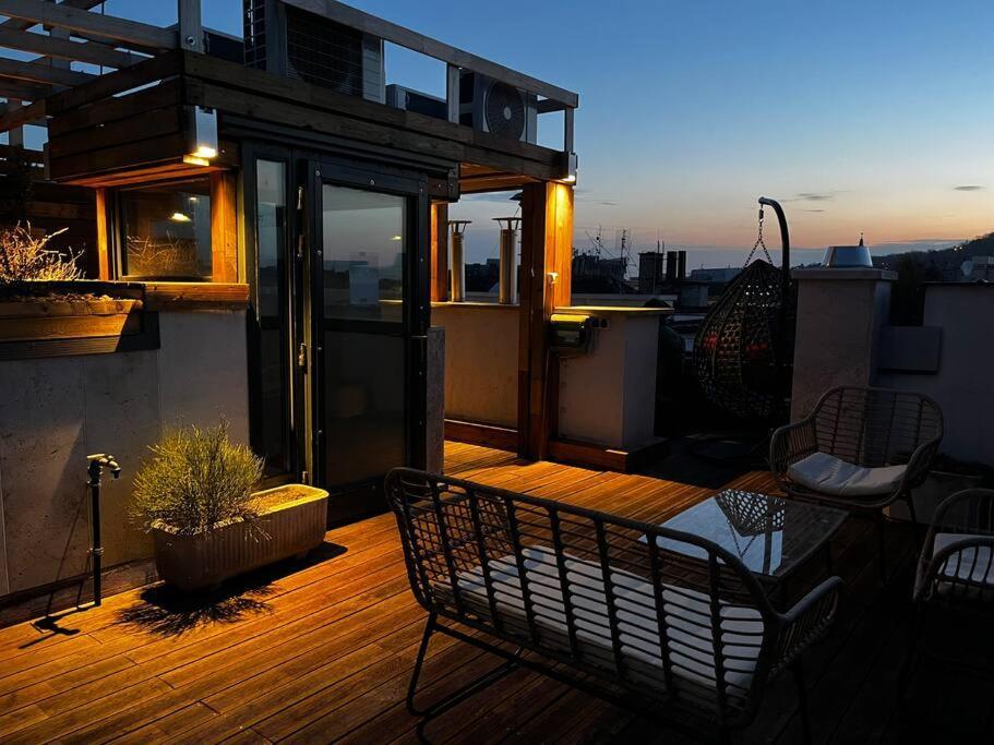 Apartamento Elegant Rooftop Studio With Shared Terrace And Jacuzzi *