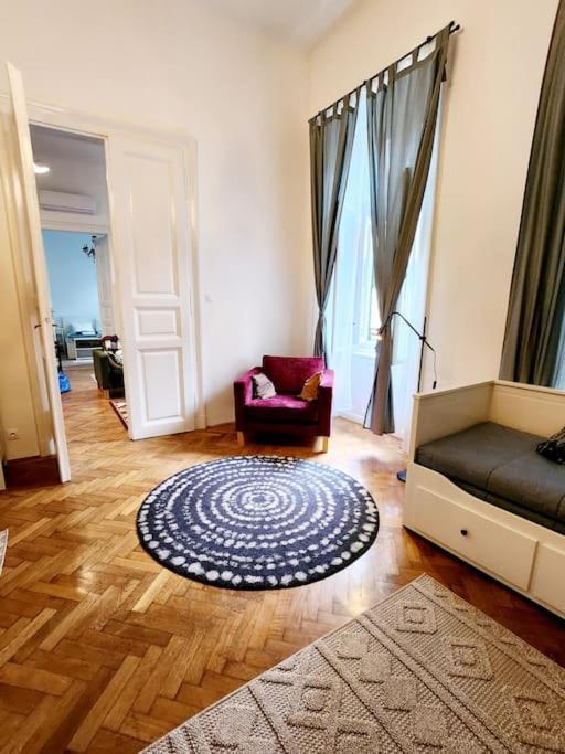 Travelers Award Winning Place In The Heart Of Kamilla Apartman *