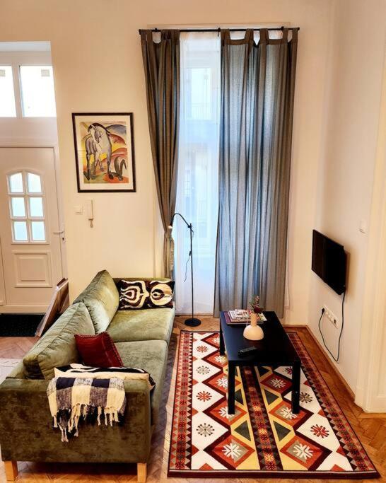 Travelers Award Winning Place In The Heart Of Kamilla * Budapest