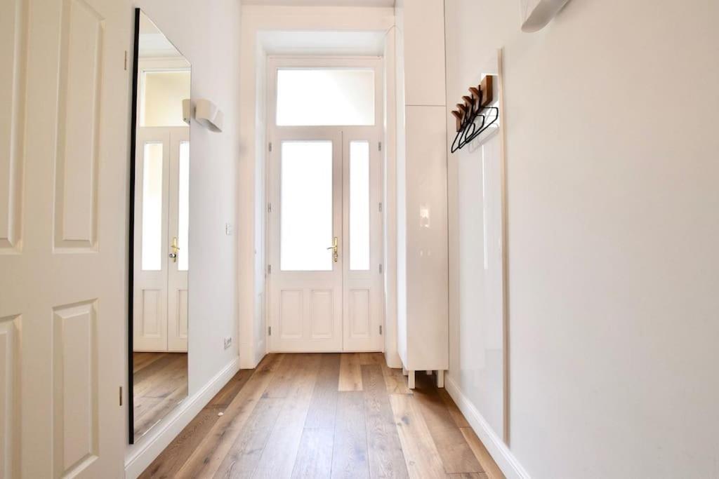 Luxury By Hi5 - Broadway Apartamento *