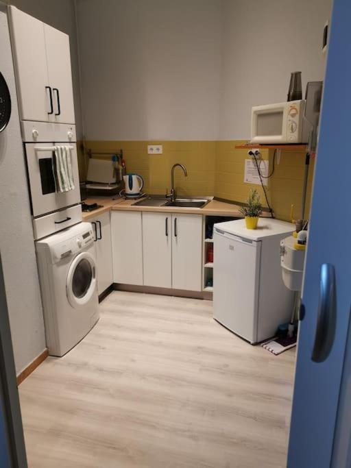 Cozy & Lovely Nest In Soho Appartamento *