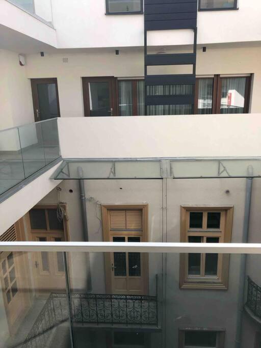 Luxury Cozy 2 Bdr Downtown Apt.1 Lägenhet Budapest