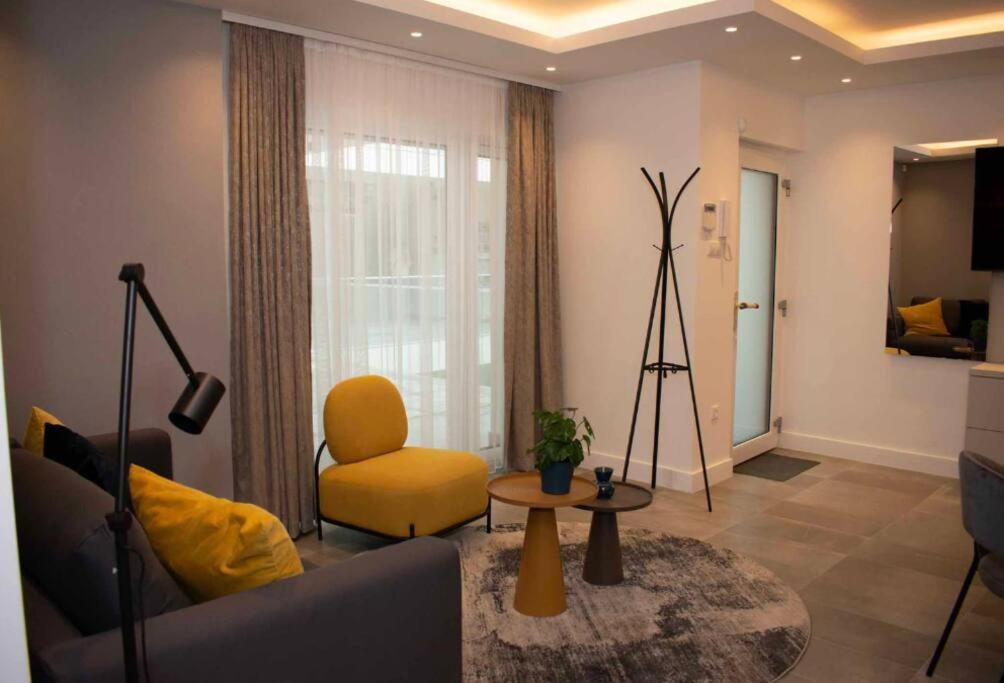 Apartamento Luxury Cozy 2 Bdr Downtown Apt.3 *