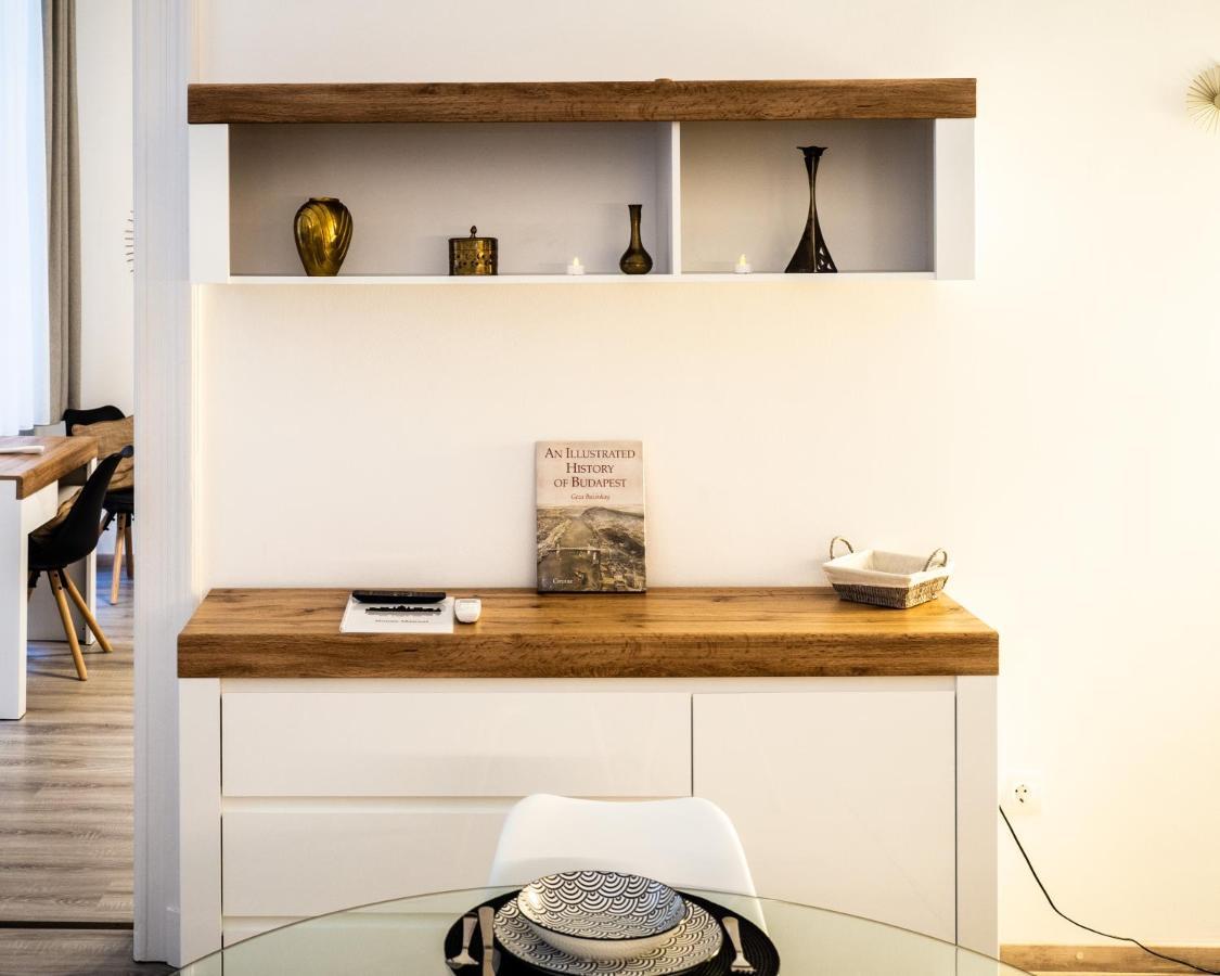 D52 - New In Downtown Apartamento *