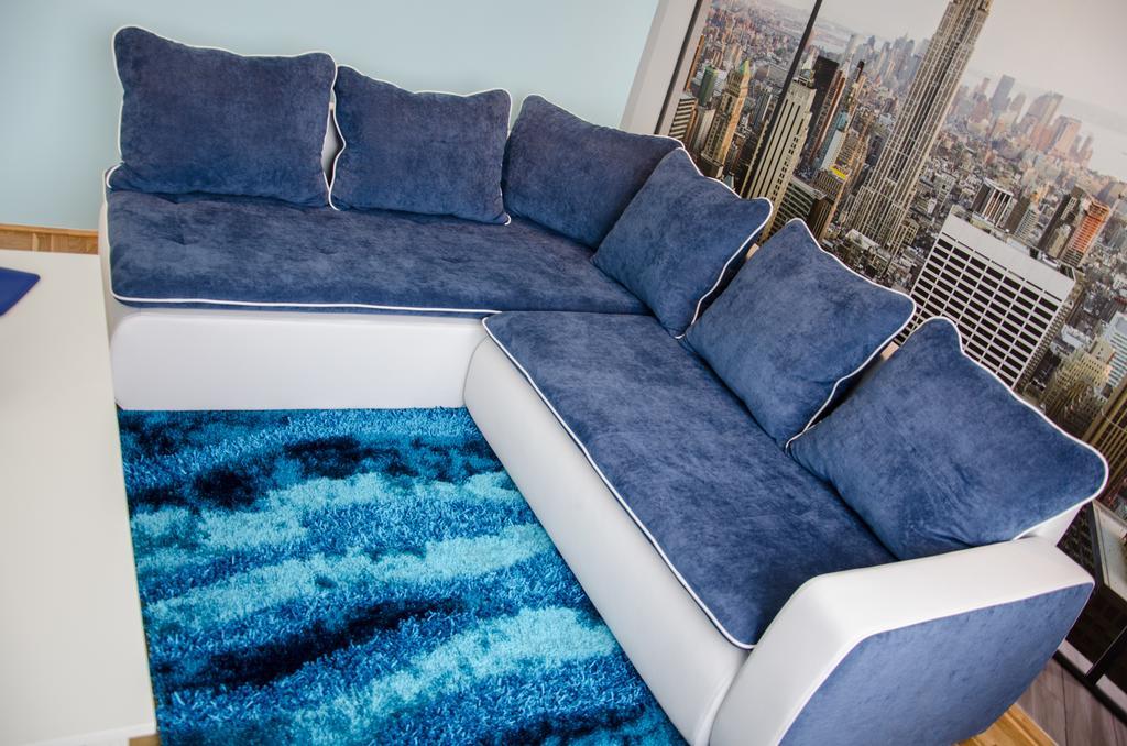 Blue Luxury *