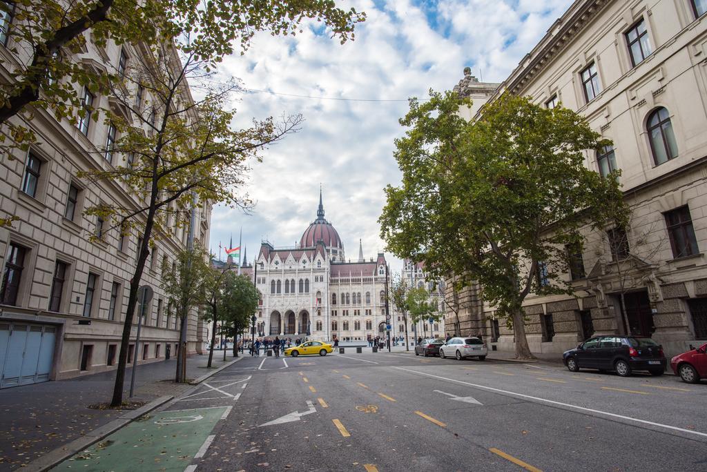 Exclusive * Budapest