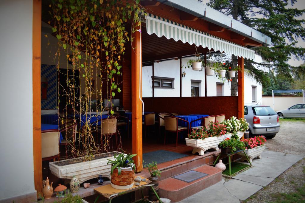 Palota Hotel