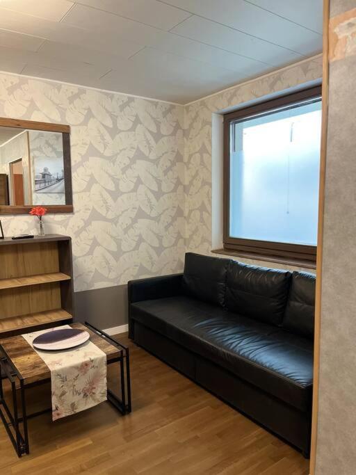 Stylish With Shared Rooftop Terrace/jacuzzi Appartamento