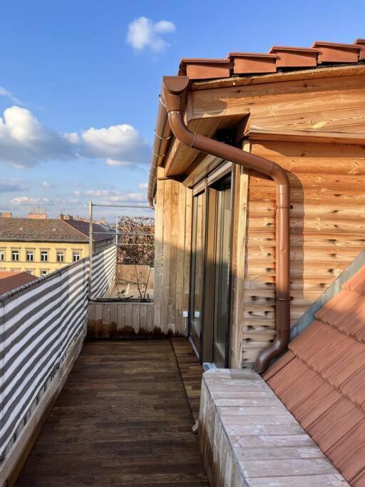 Appartamento Spacious With Shared Jacuzzi/private Terrace Budapest