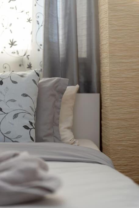 Spacious And Bright Flat Between Airport & Center Budapest