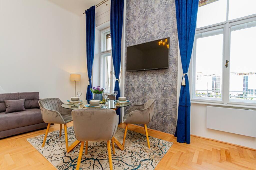 Bluebellhome-castle District Appartement *
