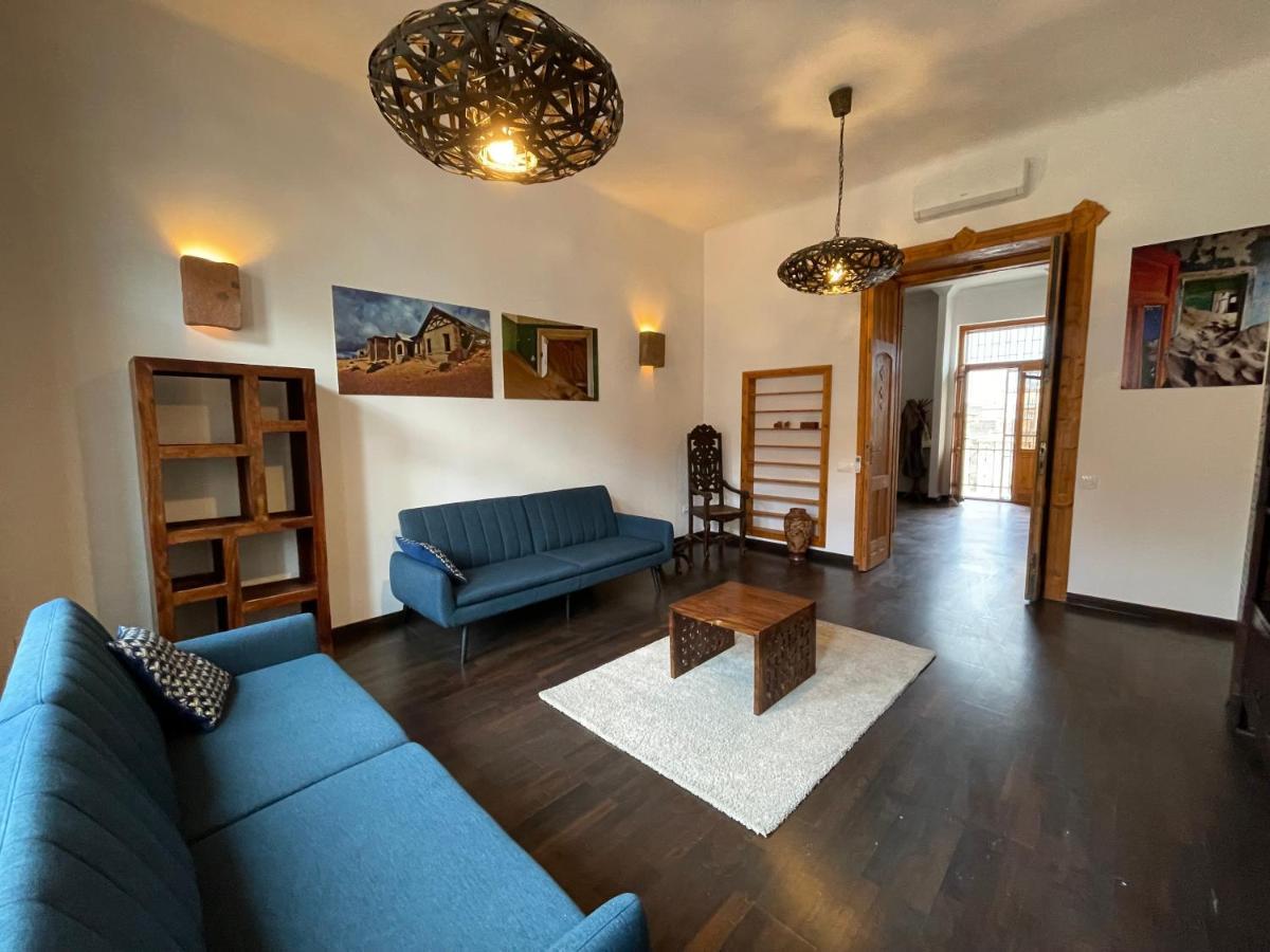 Supercentral Spacious *
