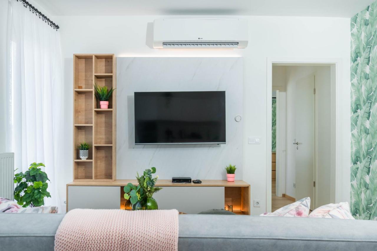 Elisabeth Downtown By Urbanrent Apartment Budapest