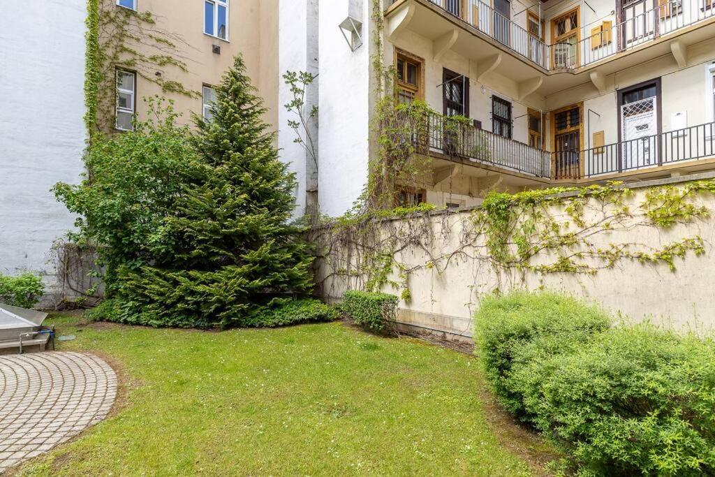 Angel Midtown Free Garage Apartment *