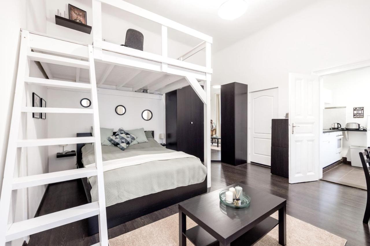 Lejlighed Charming Downtown Hideaway Steps From New York Cafe!