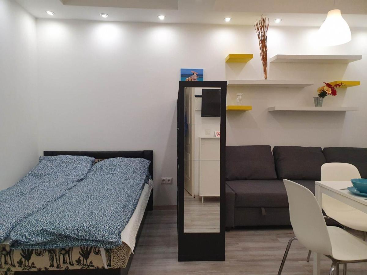 Unique Offer, Two In One! 2 Studio Egyuett Budapest