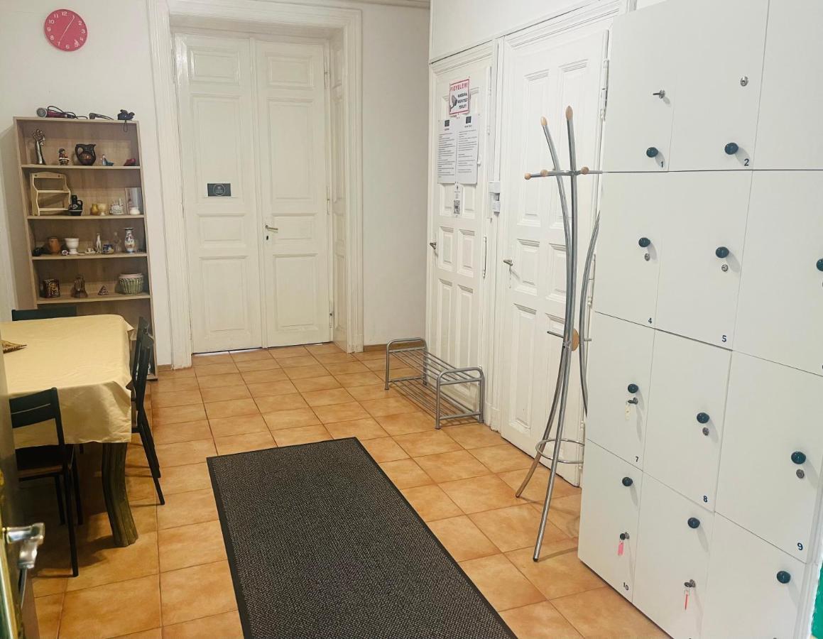 East Point Hostal